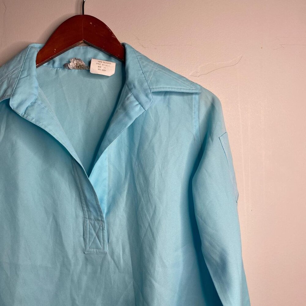 70’s vintage blue button up size 12